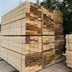 呈果木业 建筑工地木方 耐磨白松工程方木 建筑口料产地直销