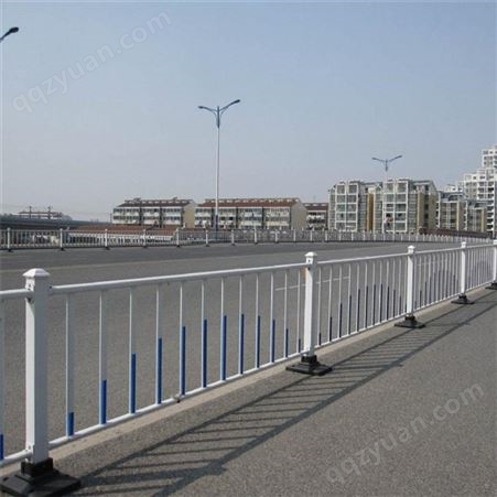 现货供应道路隔离护栏 奥赛城市防护栏生产厂家