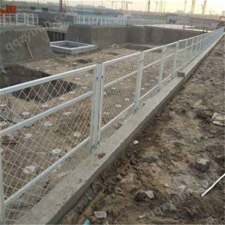 淙旋 基坑板桩防护栏杆供应 基坑护栏围挡  供应定做