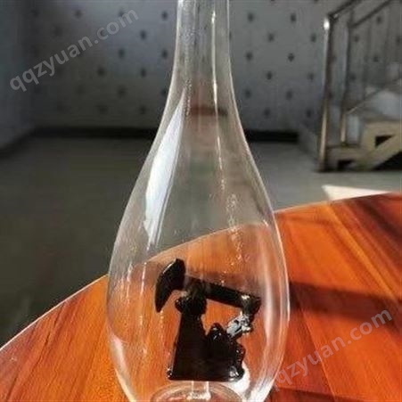 吹制白酒瓶  磕头机工艺酒瓶  异形玻璃瓶  钻油机白兰地酒瓶  手工酒水包装   高鹏硅酒瓶